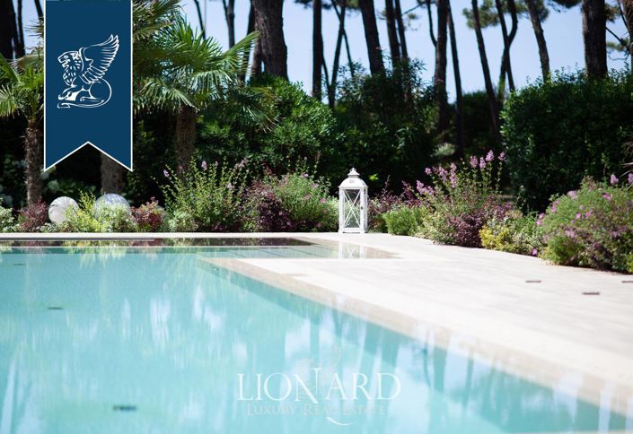 Image No.21-10 Bed Villa for sale