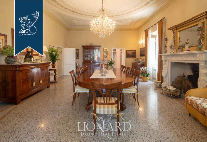 Image No.34-10 Bed Villa for sale