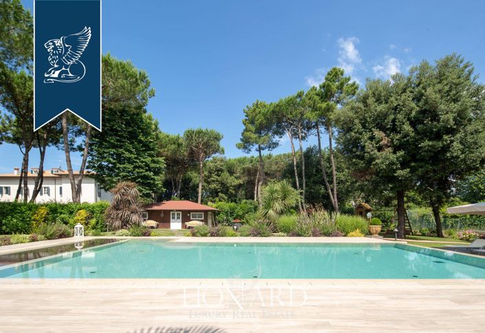 Image No.4-10 Bed Villa for sale