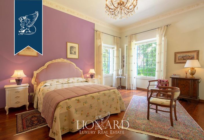 Image No.47-10 Bed Villa for sale