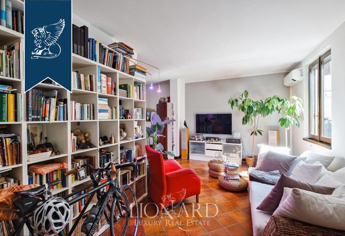 Image No.36-5 Bed Villa for sale