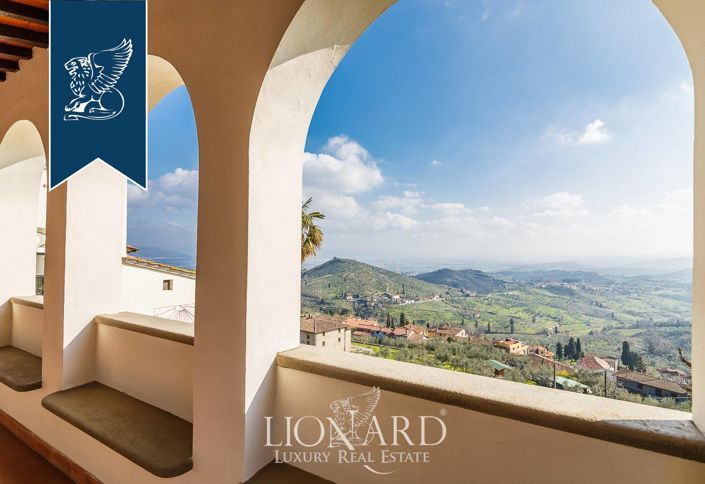 Image No.13-8 Bed Apartment for sale