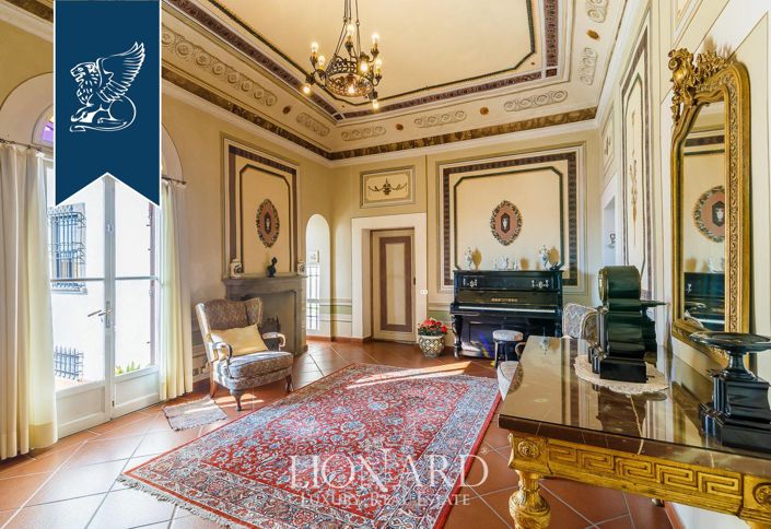 Image No.16-8 Bed Apartment for sale