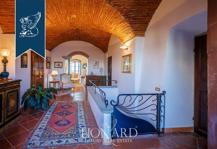 Image No.27-8 Bed Apartment for sale