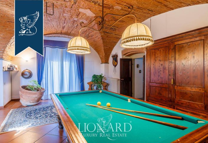 Image No.39-8 Bed Apartment for sale