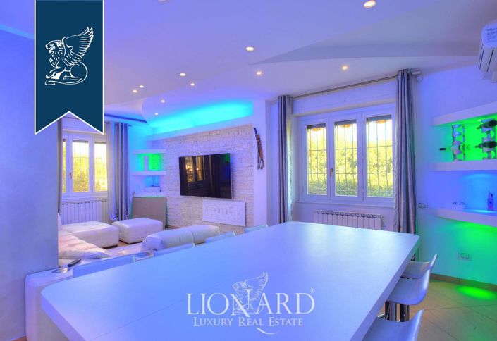 Image No.20-5 Bed Farmhouse for sale