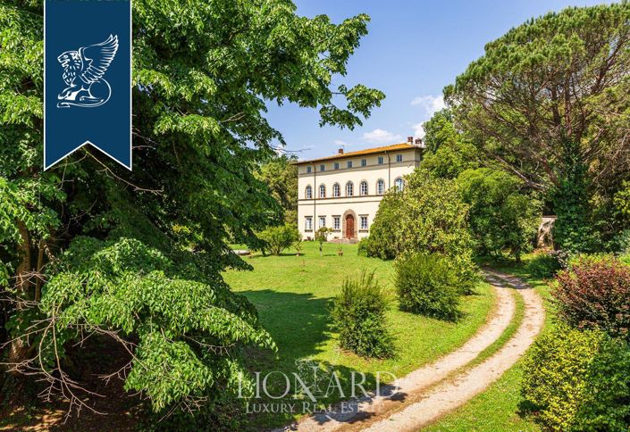 Image No.11-Ferme de 30 chambres à vendre à Lucca