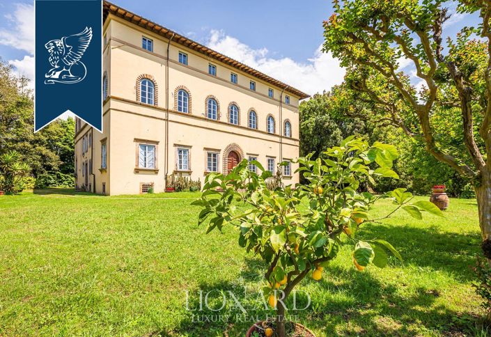 Image No.24-Ferme de 30 chambres à vendre à Lucca