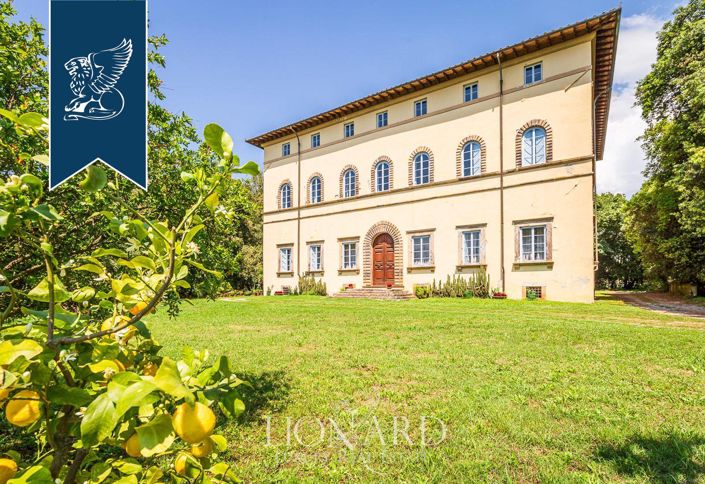 Image No.28-Ferme de 30 chambres à vendre à Lucca