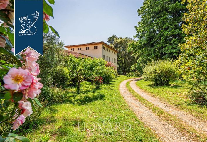 Image No.33-Ferme de 30 chambres à vendre à Lucca