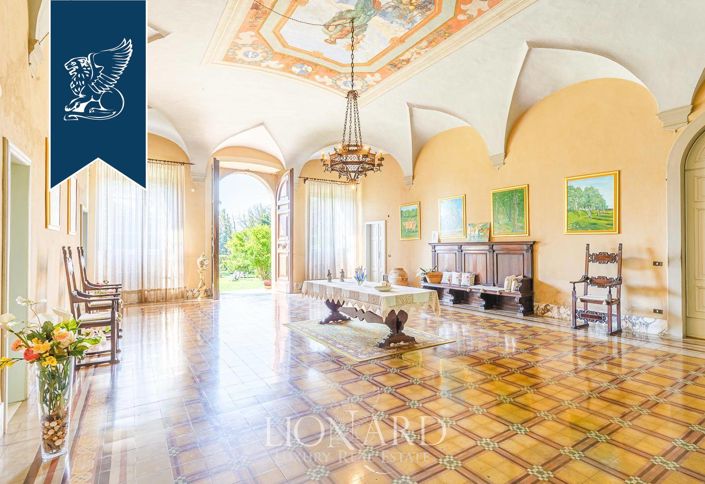 Image No.44-Ferme de 30 chambres à vendre à Lucca