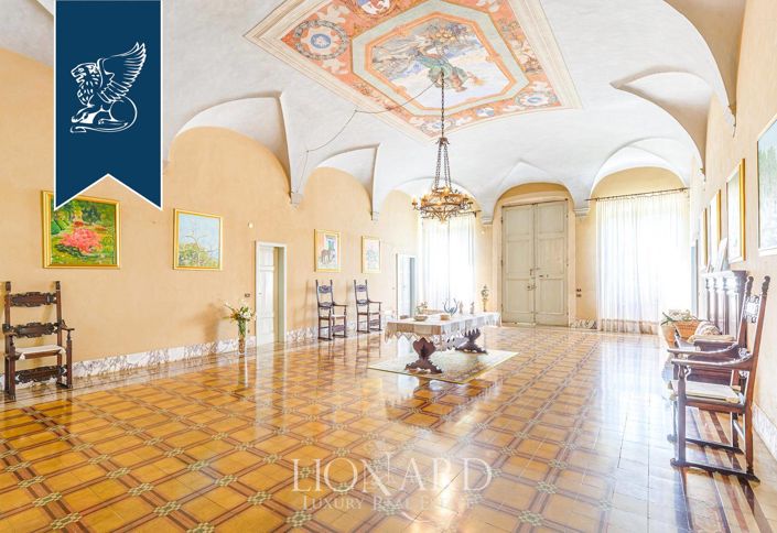 Image No.48-Ferme de 30 chambres à vendre à Lucca