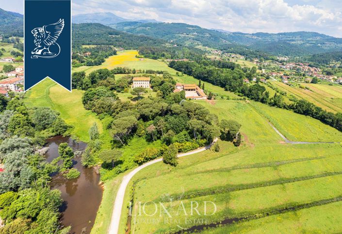 Image No.6-Ferme de 30 chambres à vendre à Lucca