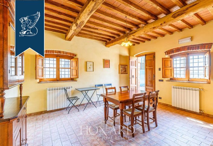 Image No.62-Ferme de 30 chambres à vendre à Lucca