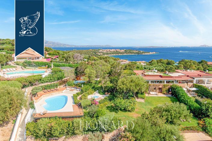 Image No.1-Villa de 5 chambres à vendre à Olbia