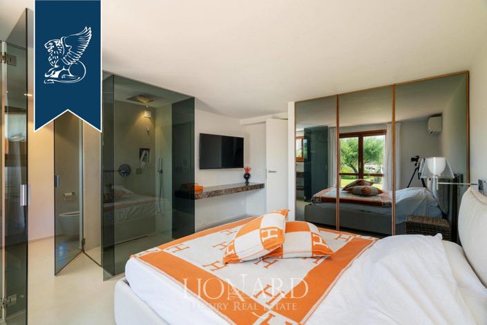 Image No.12-5 Bed Villa for sale