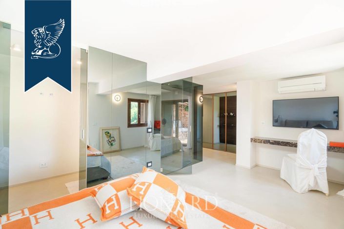 Image No.17-5 Bed Villa for sale