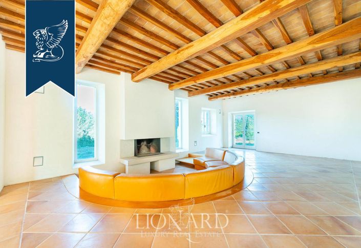 Image No.20-5 Bed Villa for sale