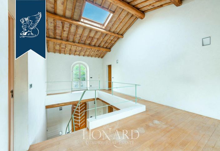 Image No.28-5 Bed Villa for sale