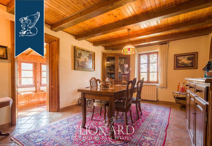 Image No.14-9 Bed Villa for sale