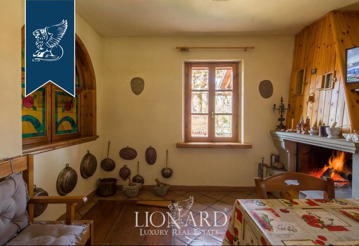 Image No.32-9 Bed Villa for sale