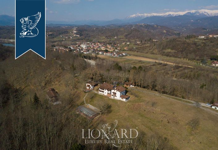 Image No.54-9 Bed Villa for sale