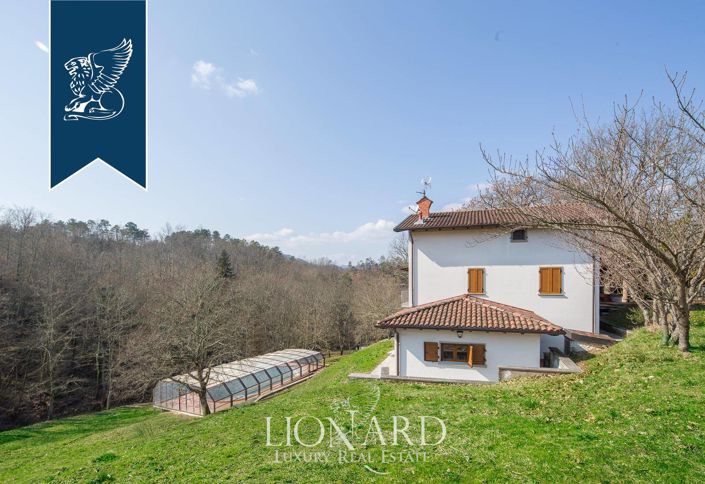 Image No.8-9 Bed Villa for sale