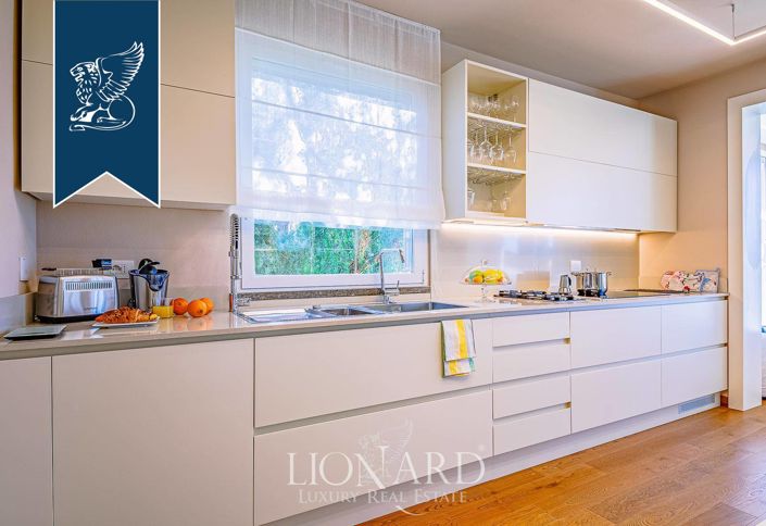 Image No.10-Villa de 6 chambres à vendre à San Vincenzo