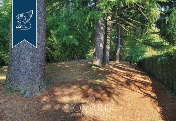 Image No.20-7 Bed Villa for sale