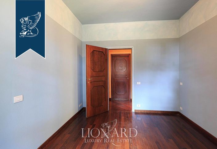 Image No.35-7 Bed Villa for sale