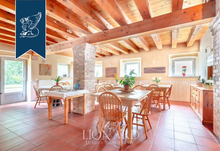 Image No.17-Villa de 19 chambres à vendre à Pordenone