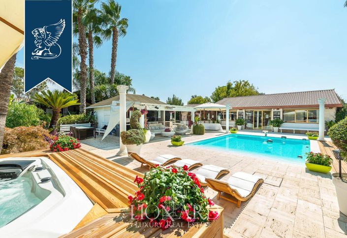 Image No.10-Villa de 10 chambres à vendre à Latina