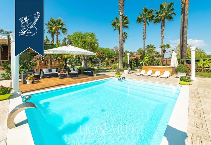 Image No.16-Villa de 10 chambres à vendre à Latina