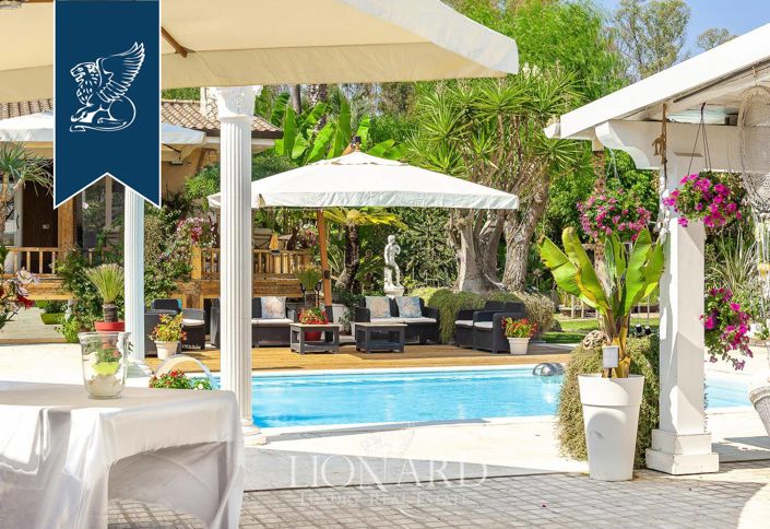 Image No.17-Villa de 10 chambres à vendre à Latina