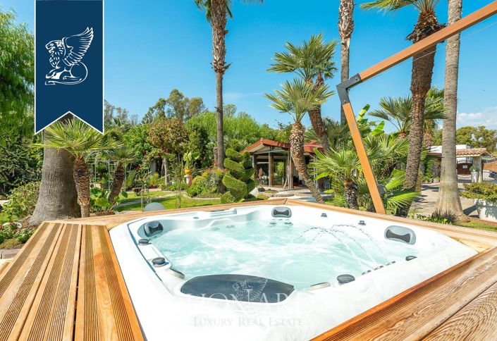 Image No.20-Villa de 10 chambres à vendre à Latina