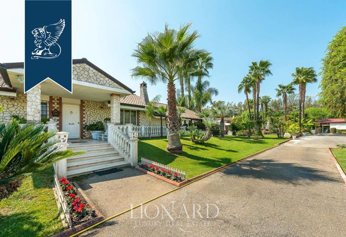 Image No.25-Villa de 10 chambres à vendre à Latina