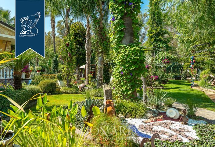 Image No.31-Villa de 10 chambres à vendre à Latina