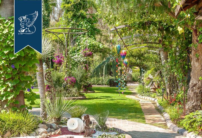 Image No.34-Villa de 10 chambres à vendre à Latina