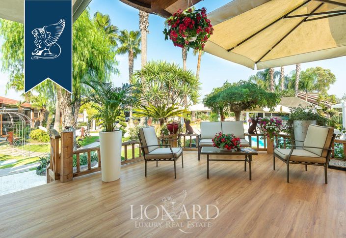 Image No.38-Villa de 10 chambres à vendre à Latina