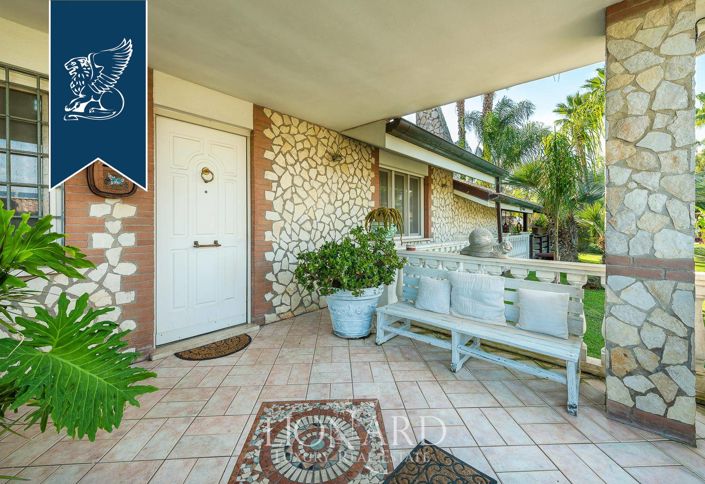 Image No.39-Villa de 10 chambres à vendre à Latina