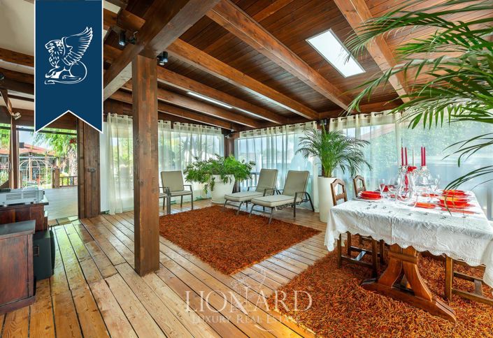 Image No.46-Villa de 10 chambres à vendre à Latina