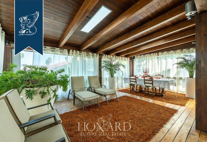 Image No.47-Villa de 10 chambres à vendre à Latina