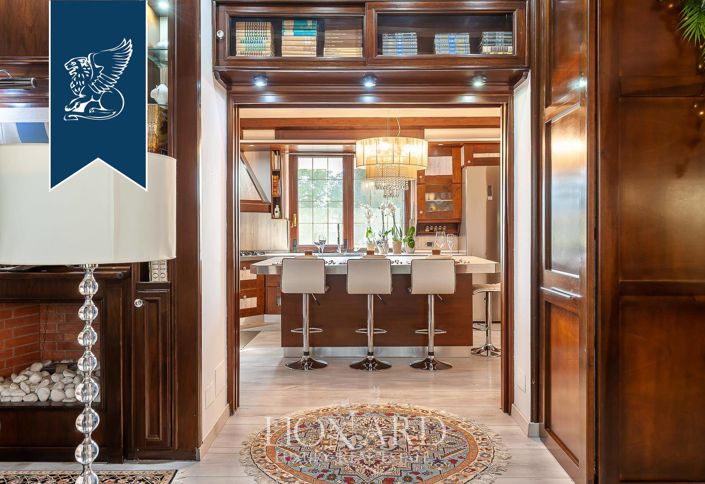 Image No.52-Villa de 10 chambres à vendre à Latina