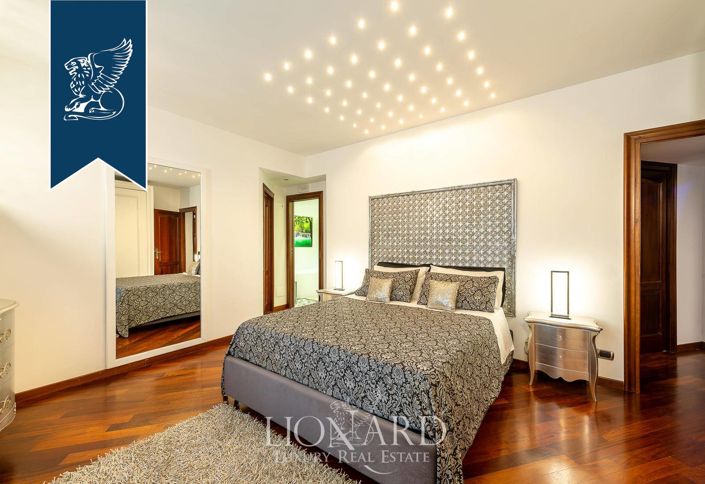 Image No.56-Villa de 10 chambres à vendre à Latina