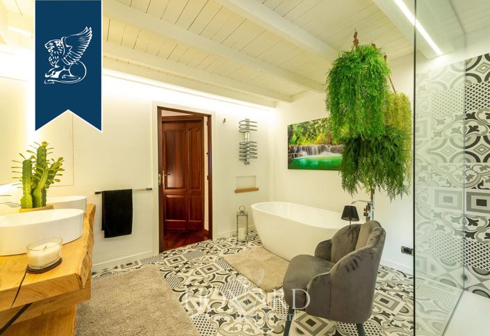 Image No.58-Villa de 10 chambres à vendre à Latina