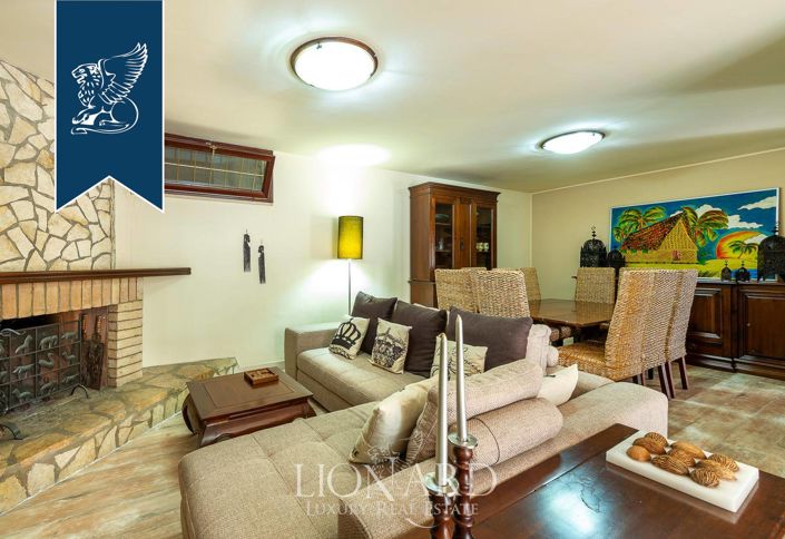 Image No.60-Villa de 10 chambres à vendre à Latina