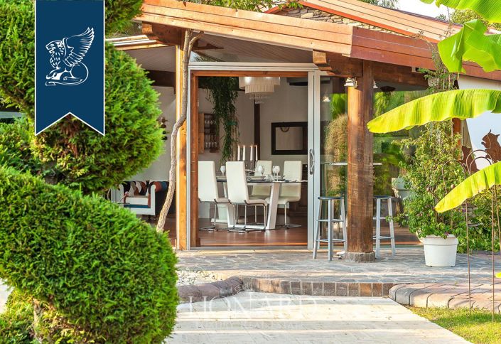 Image No.63-Villa de 10 chambres à vendre à Latina