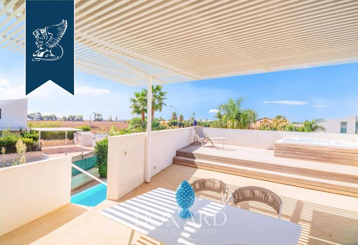 Image No.10-Villa de 10 chambres à vendre à Ragusa