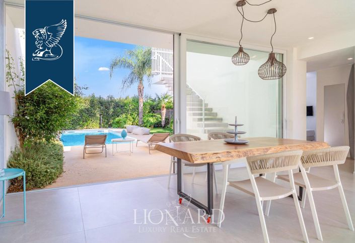 Image No.14-Villa de 10 chambres à vendre à Ragusa