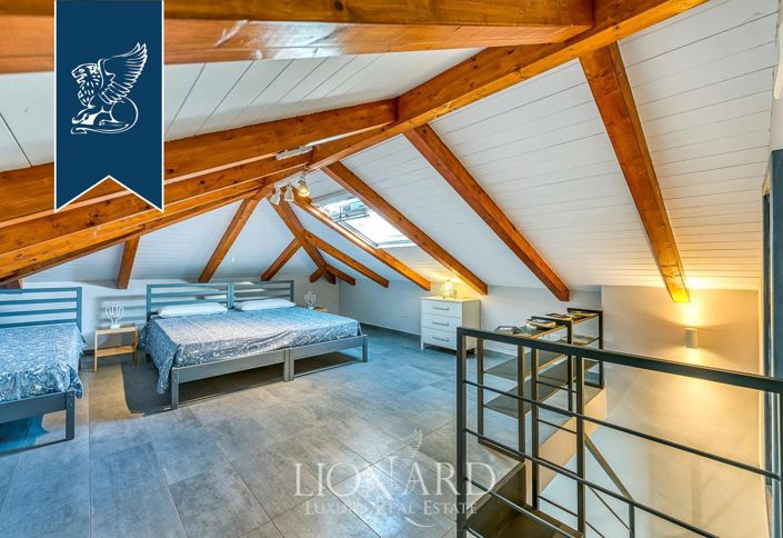 Image No.14-5 Bed Villa for sale